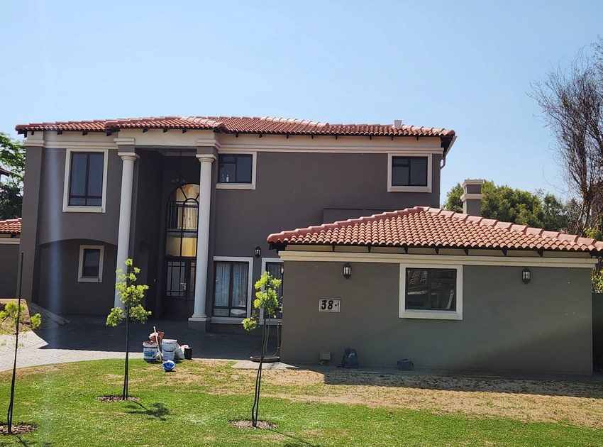 Tile Roof Ridge Waterproofing project photo 2
